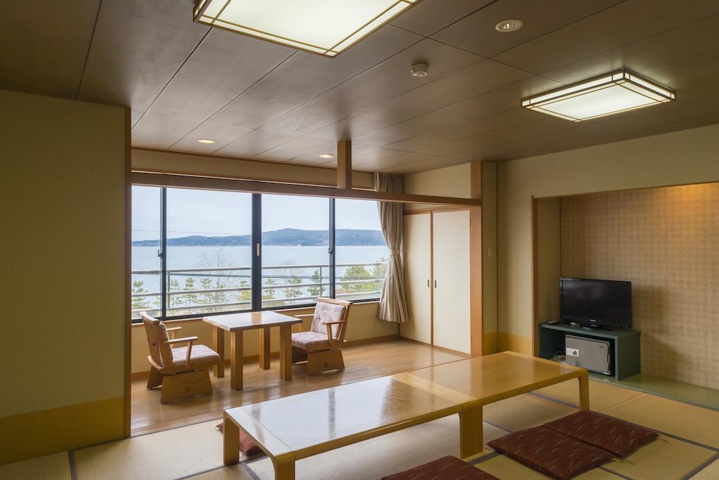 Hamazuru Hotel Нанао Екстериор снимка