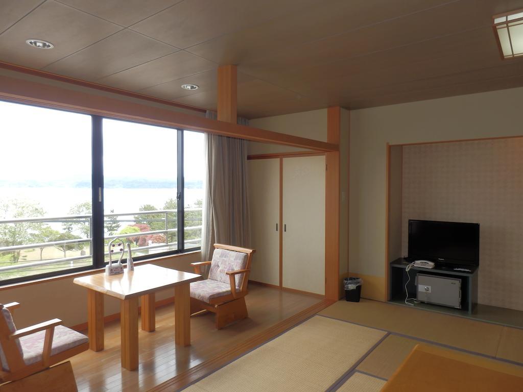 Hamazuru Hotel Нанао Екстериор снимка