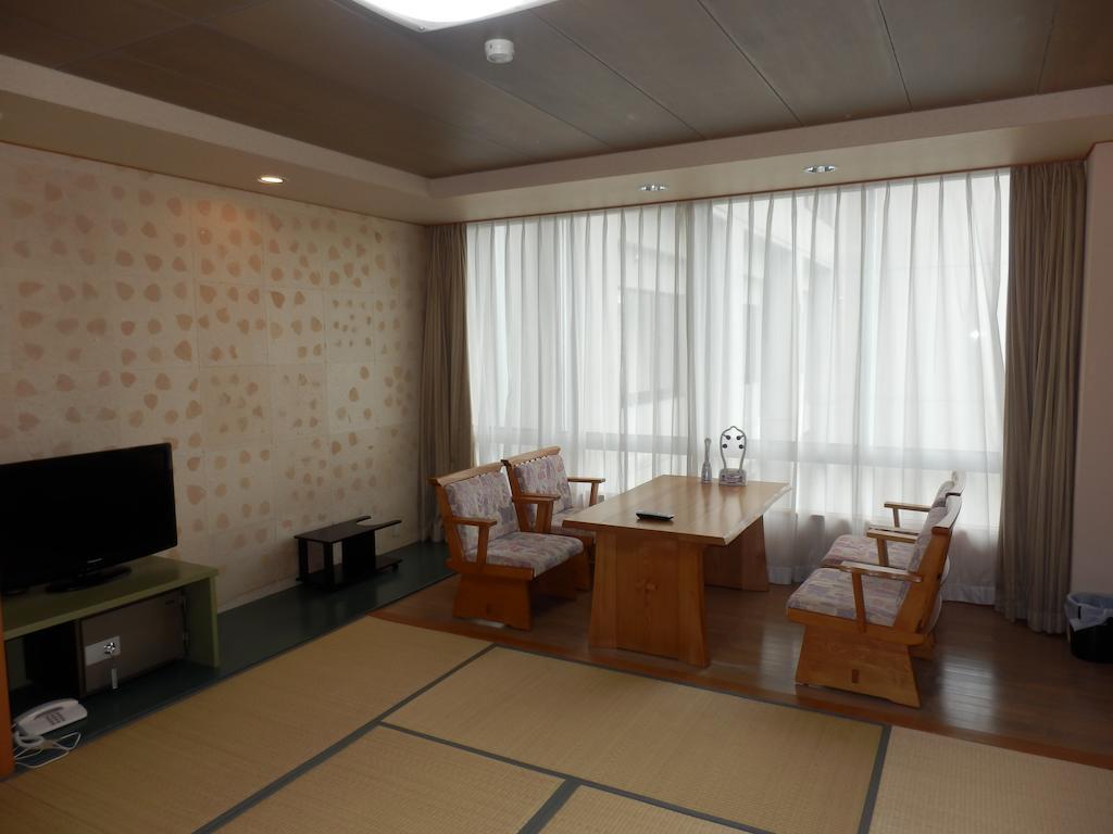 Hamazuru Hotel Нанао Стая снимка