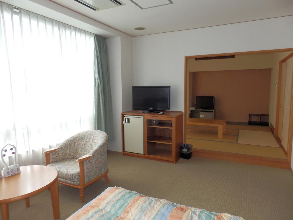 Hamazuru Hotel Нанао Стая снимка
